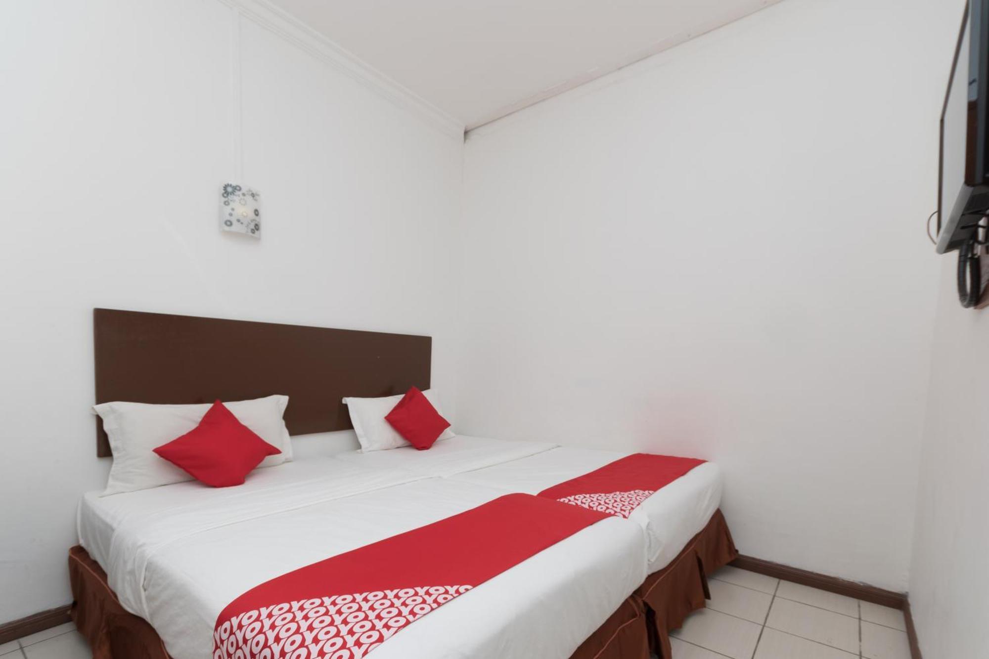 Super Oyo 218 Storytel Hotel Kota Kinabalu Buitenkant foto