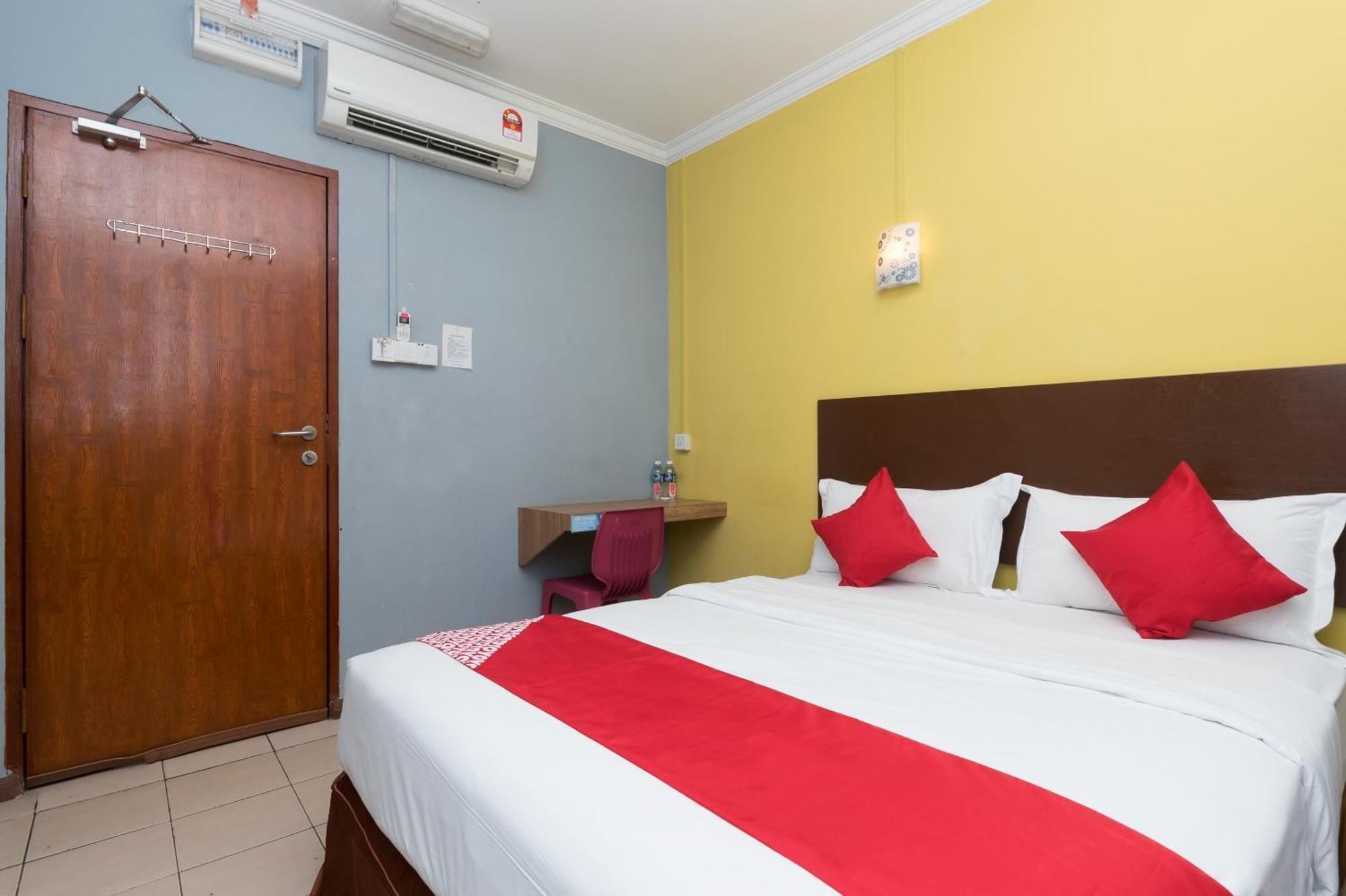 Super Oyo 218 Storytel Hotel Kota Kinabalu Buitenkant foto