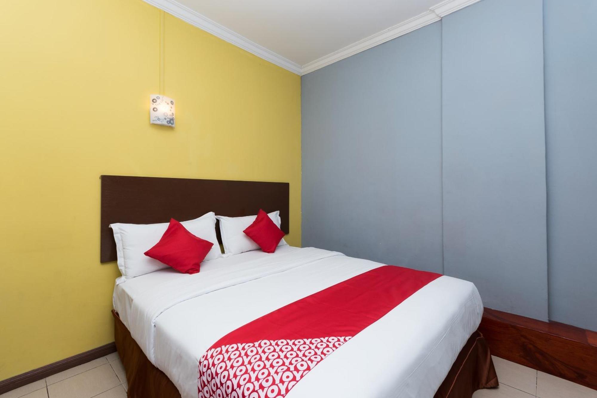 Super Oyo 218 Storytel Hotel Kota Kinabalu Buitenkant foto