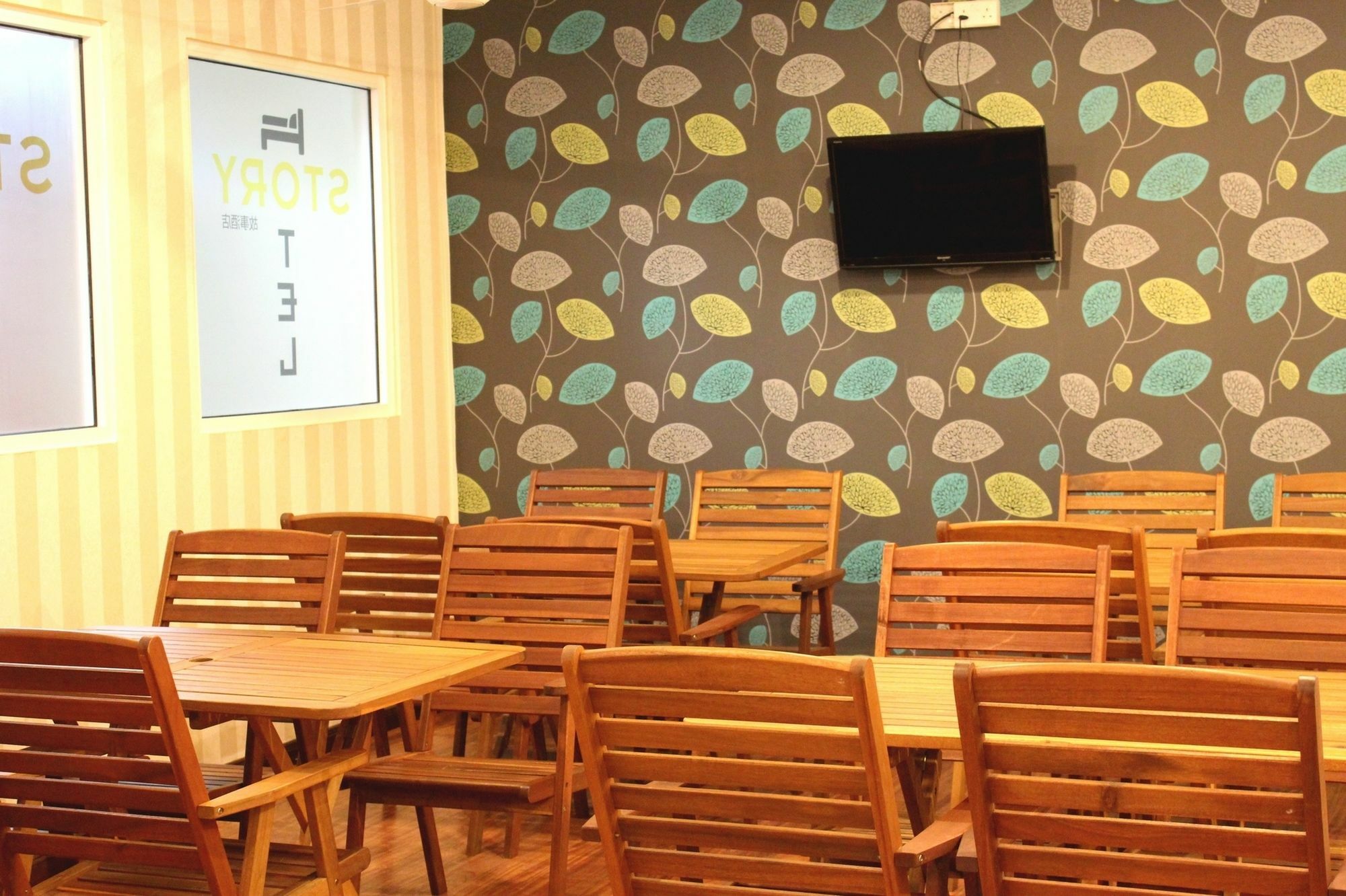 Super Oyo 218 Storytel Hotel Kota Kinabalu Buitenkant foto